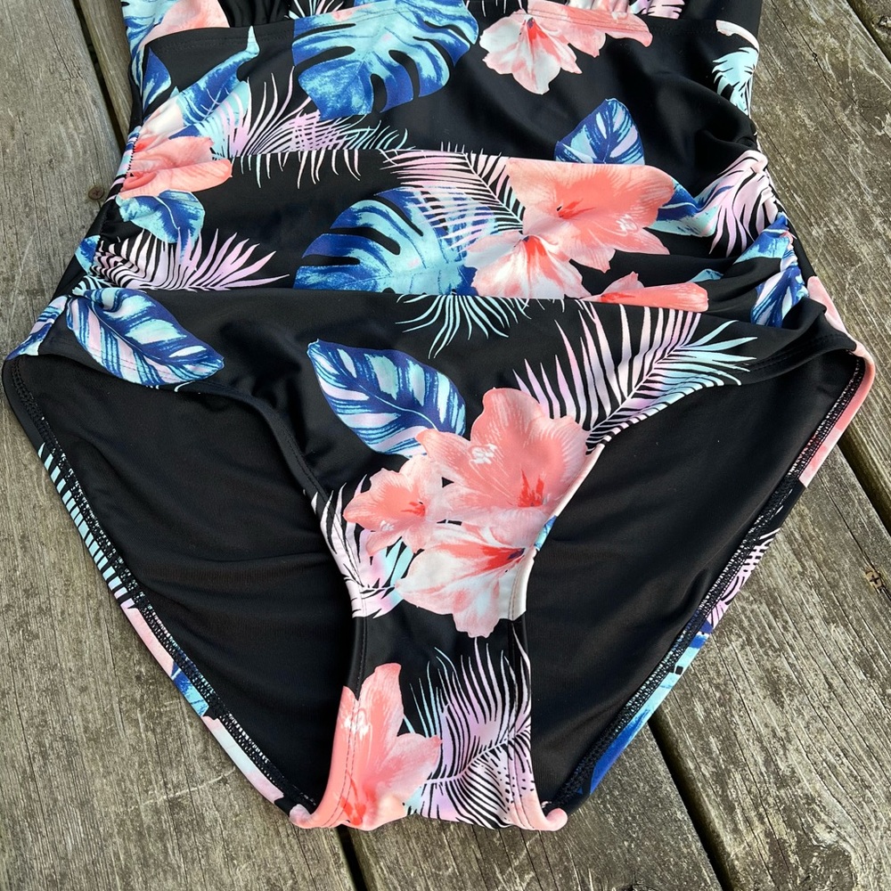 DKNY TROPICAL HALTER TUMMY CONTROL SLIMMING SWIMSUIT - Picture 9 of 13